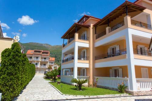 Tropical Apartments