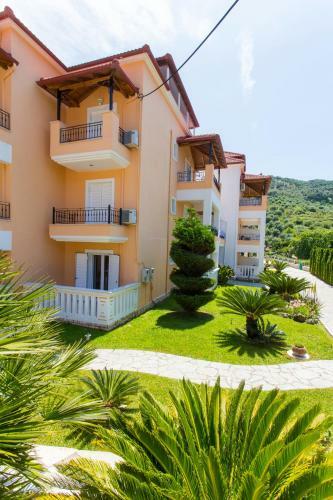 Tropical Apartments