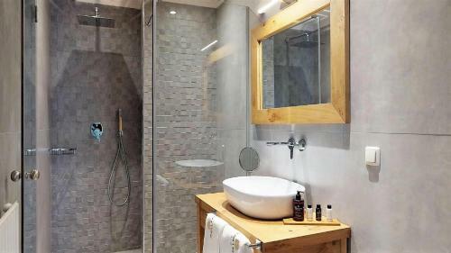 Apartamento Parga Inn Suites
