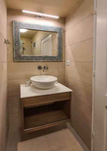 Bed & Breakfast Flisvos Sea View Rooms
