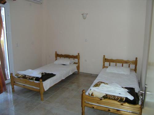 Hostal Kardanis House