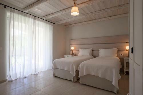 Villa Valtos Apartments