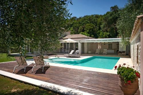 Villa Valtos Apartments