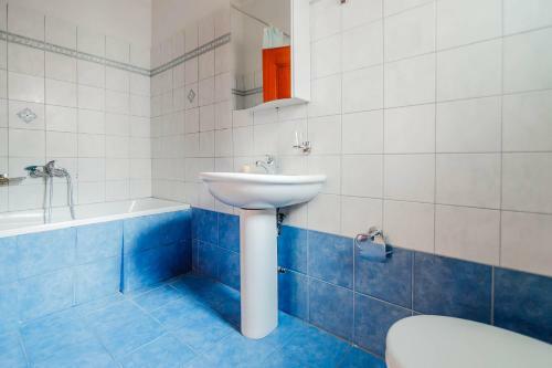 Zorbas Apartments
