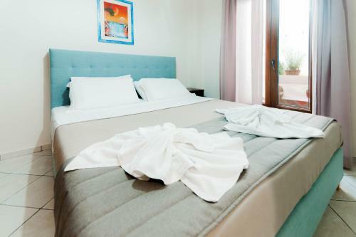 Zorbas Apartments