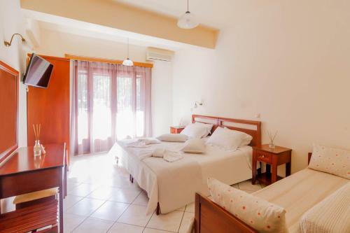 Zorbas Apartments