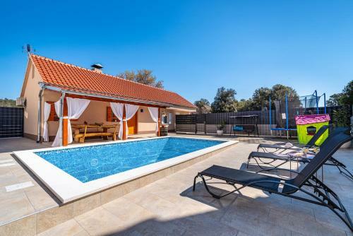 Holiday Home Petra