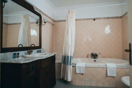 Hostal Guesthouse Da Vila