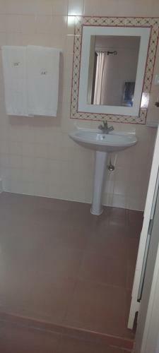Hostal Guesthouse Da Vila