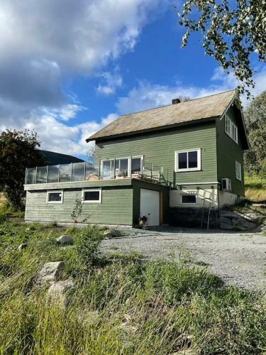Stort Og Autentisk Hus I Skj�k - Kort Vei Til Lom!