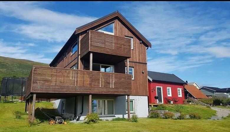 Strand Apartments