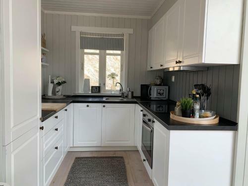 Lemonsj�en-jotunheimen-besseggen