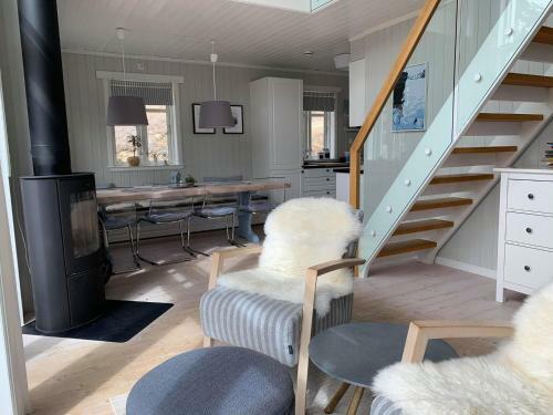 Lemonsj�en-jotunheimen-besseggen