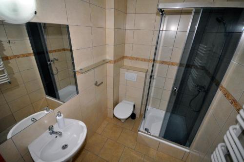 Bed & Breakfast O?rodek Wczasowy Magnat
