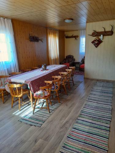 Casa Poieni?a