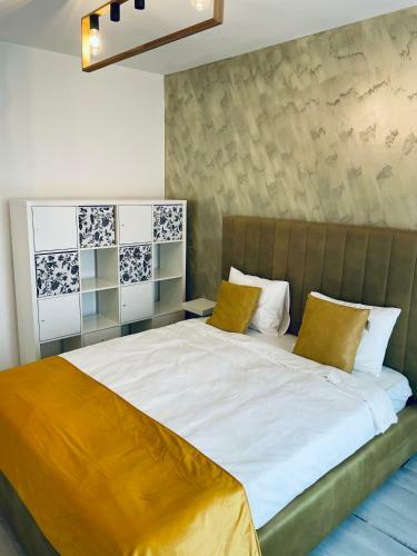 Gold Apartment Zarnesti