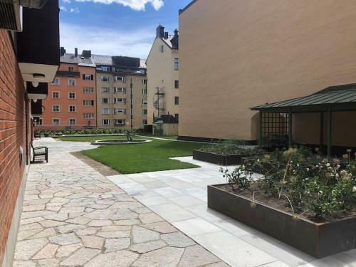 Elegant And Light 3 Room Apartment In Sofo 97sqm