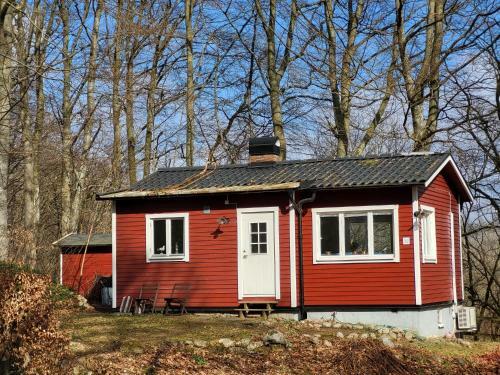 Totalrenoverad Liten Stuga
