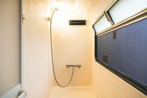 Londonbushotel & Wooddy