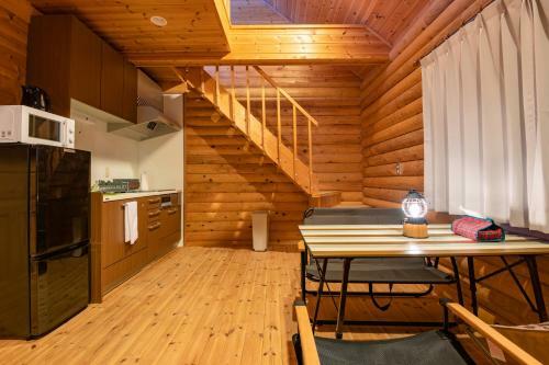 Londonbushotel & Wooddy