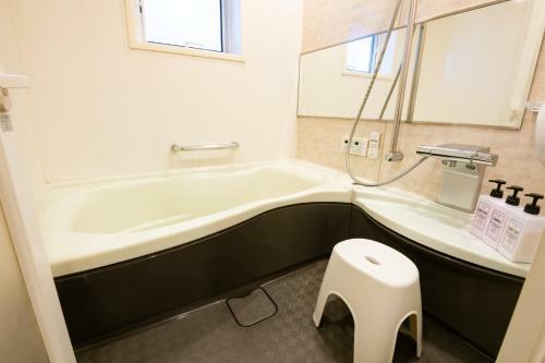 Londonbushotel & Wooddy