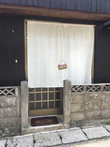 Hostal Guesthouse Perche Female Only