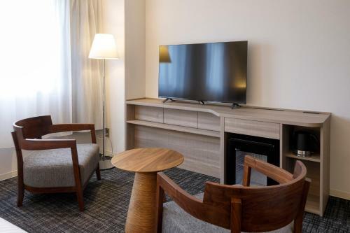 Hotel ??????????