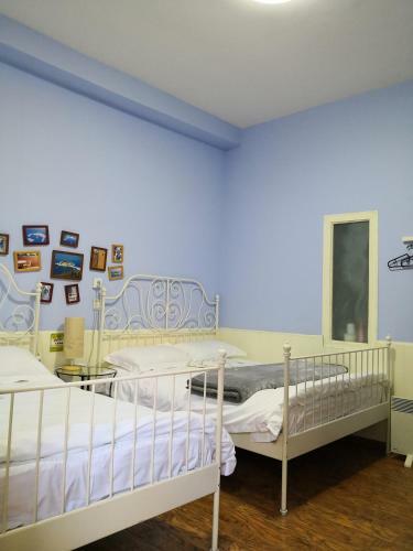 Hostal His & Her Story Guesthouse