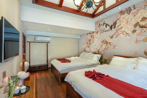 Hotel Floral Brook Boutique Inn