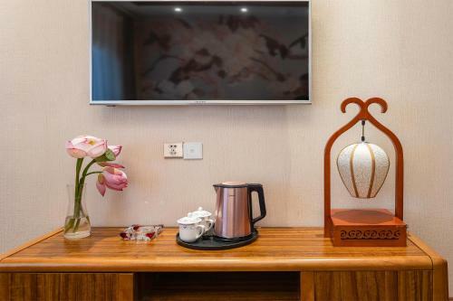 Hotel Floral Brook Boutique Inn
