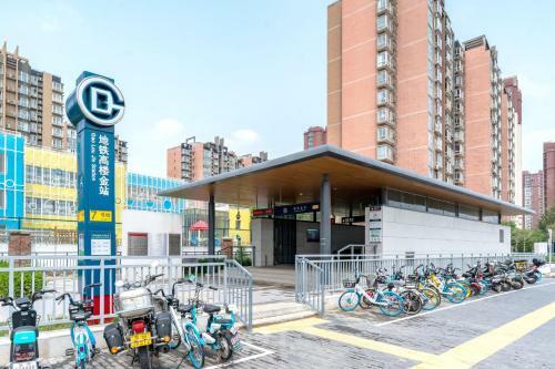 Enjoy Universal Apartment Hotel