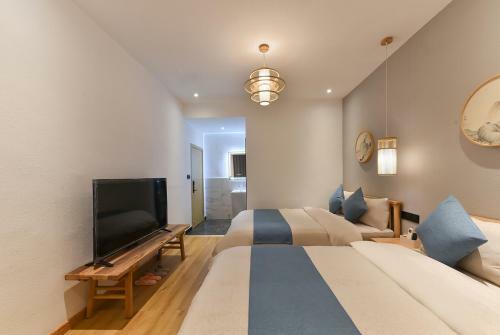 Yifangyan - Tingyuan Qingshe Hostel