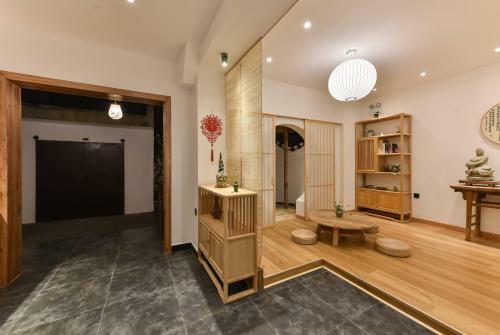 Yifangyan - Tingyuan Qingshe Hostel