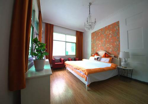 Hostal Rose Courtyard