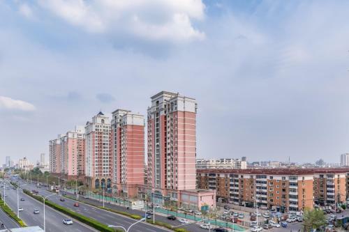 Urba Hotel Huayuan Subway Station