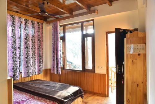 Udaksh House Naggar