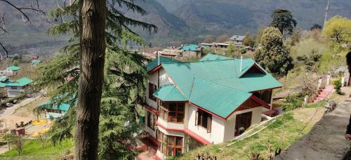 Udaksh House Naggar