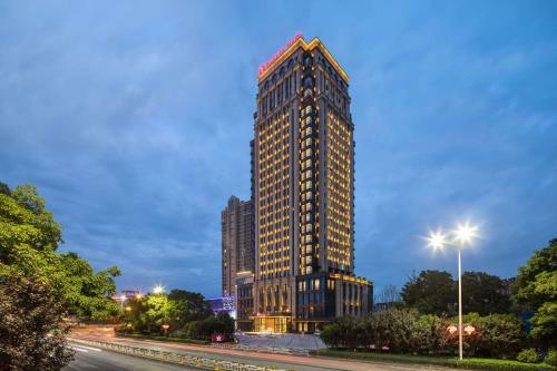 Hotel Ramada Plaza By Wyndham Wuhan Huangpi
