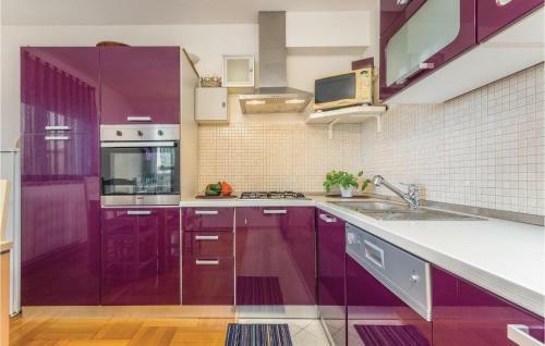 Apartment Zbandaj V