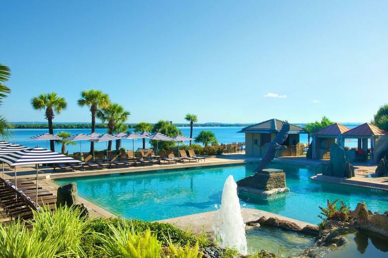 Hotel Horseshoe Bay Resort