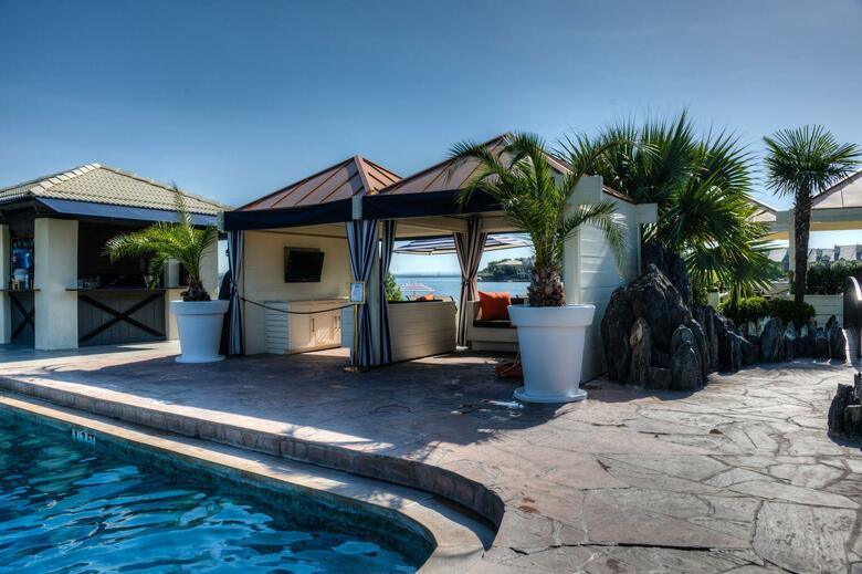 Hotel Horseshoe Bay Resort