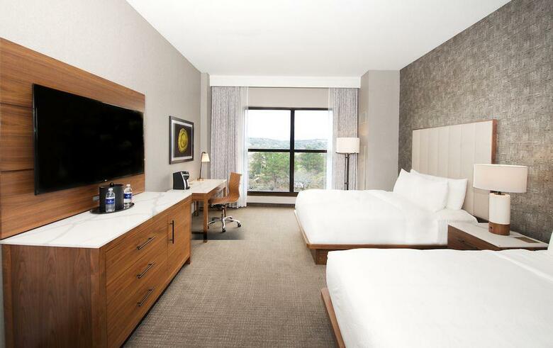 Hotel Horseshoe Bay Resort