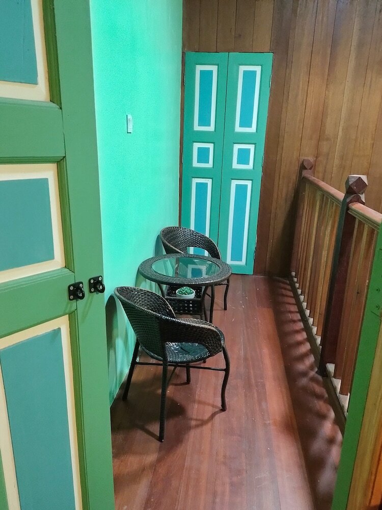 Hostal Lang Hoose