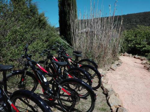 Hostal Les Casots De Traoucali�res
