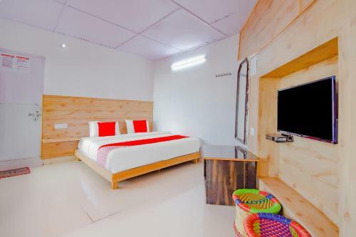 Hotel Collection O 73655 Whispering Oaks