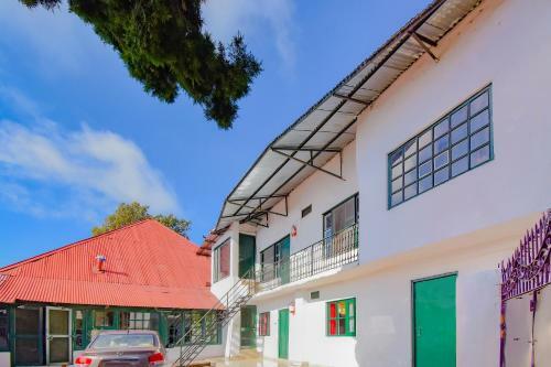 Hotel Collection O 73655 Whispering Oaks
