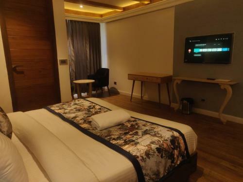 Hotel Sapling By Lujo Grand