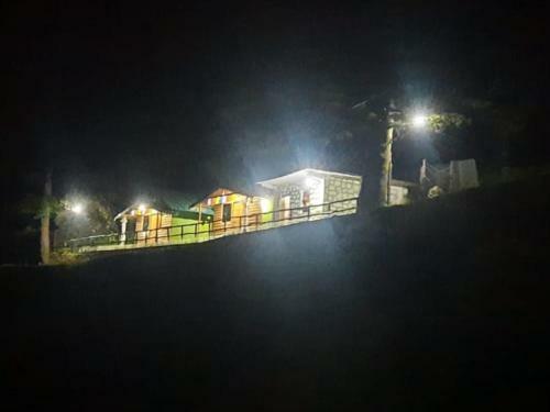 Lodge Bluepine Cottages Pangot