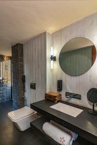 Villa Saffronstays Glistening Waters