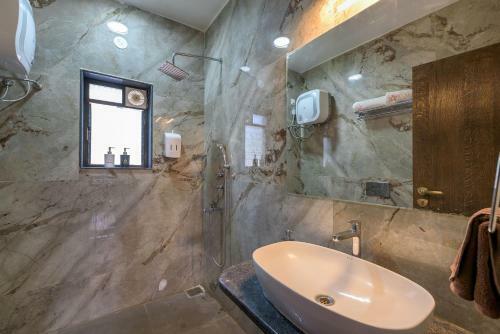 Villa Saffronstays Eden